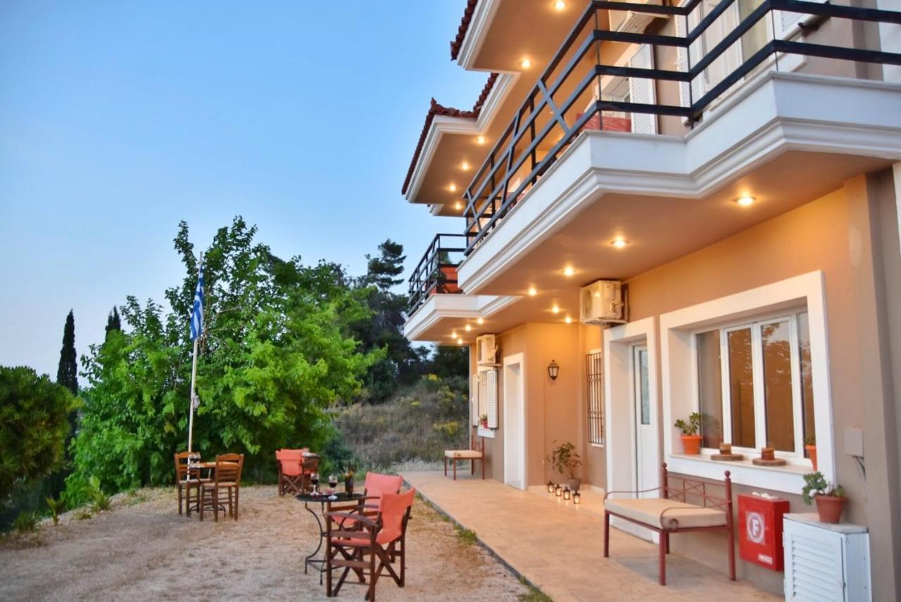 Anemomylos Apartments Lixouri Exterior foto